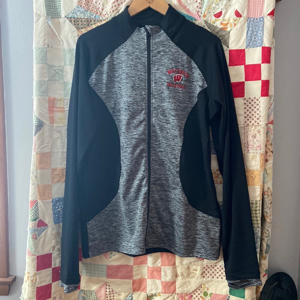 UW Badger Volleyball Zip Up